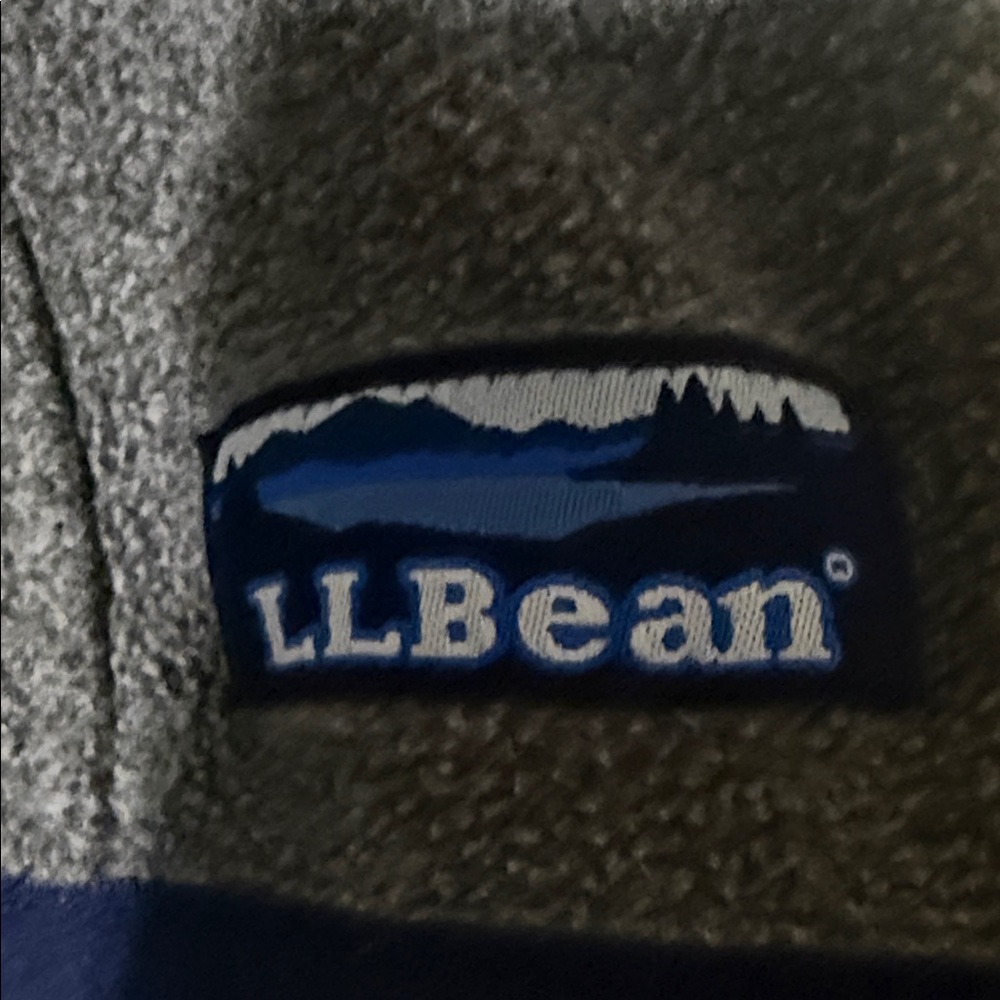 L.L. Bean Women’s Gray Quarter-Zip Fleece Pullover – Size Medium - Picture 8 of 8